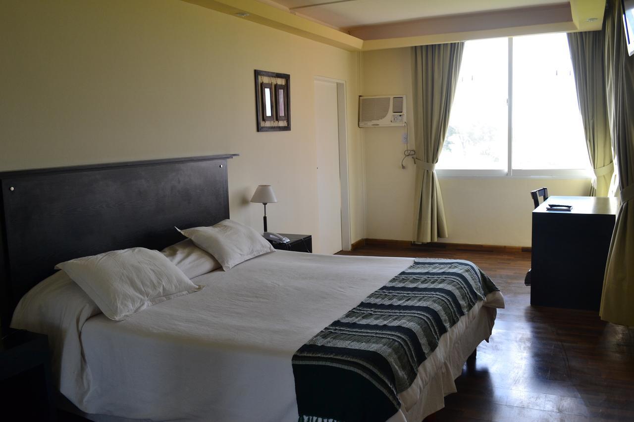 Manantiales Hotel De Turismo Монте Касерос Екстериор снимка