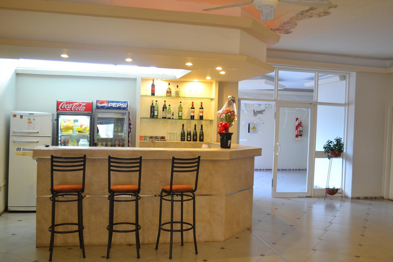 Manantiales Hotel De Turismo Монте Касерос Екстериор снимка