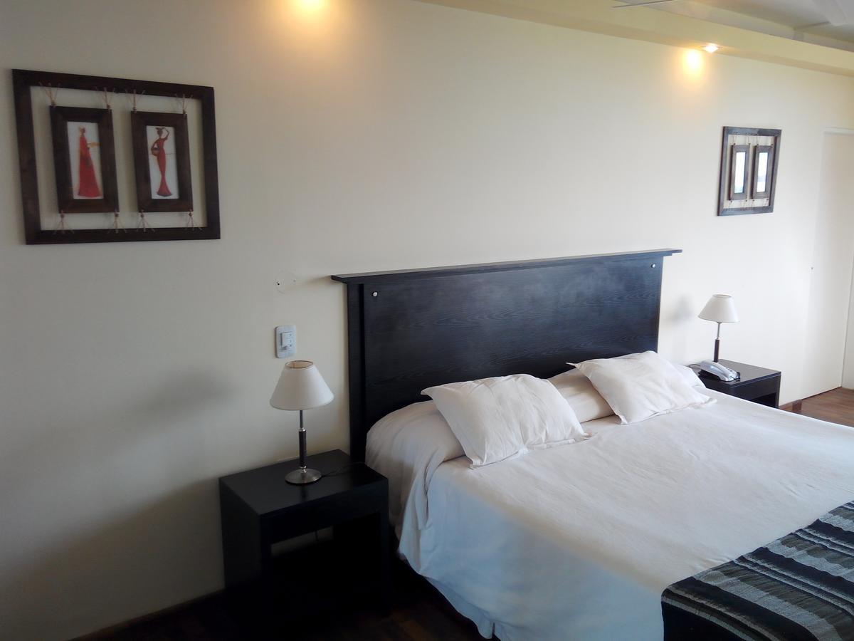 Manantiales Hotel De Turismo Монте Касерос Екстериор снимка