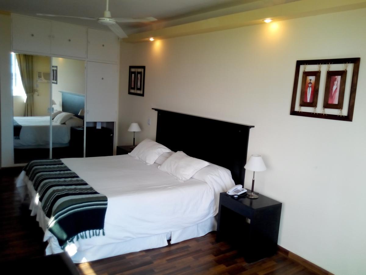 Manantiales Hotel De Turismo Монте Касерос Екстериор снимка