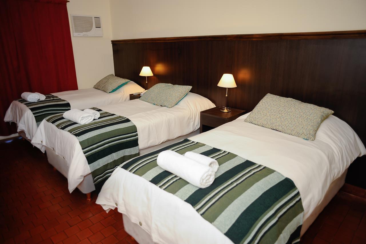 Manantiales Hotel De Turismo Монте Касерос Екстериор снимка